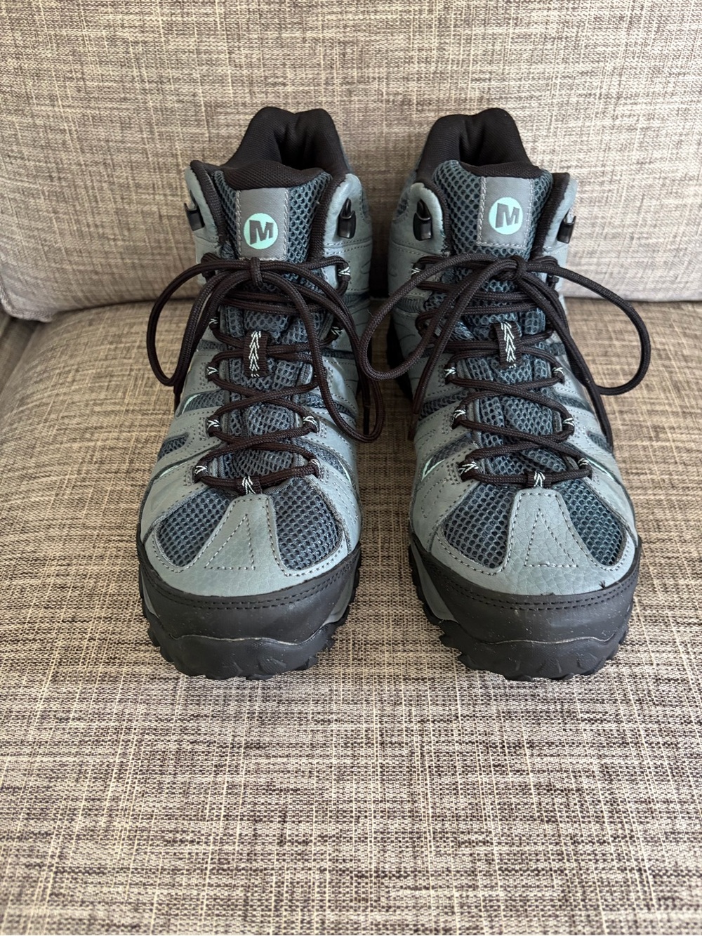 Merrell Women's Moab Hiking Boots - Picture 2 of 13